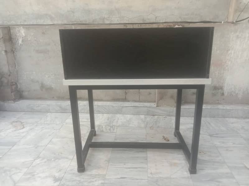 Workstation/Study Table 0