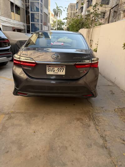 Corolla altis x 2021