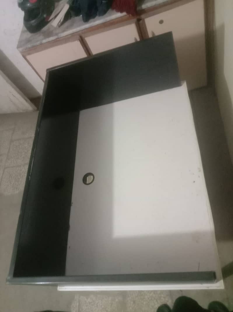 Workstation/Study Table 9