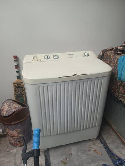 Haier Washing Machine and dryer 10/10 condition
