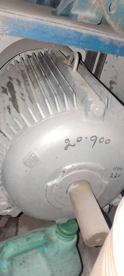 20 hp 950 rpm three phase motor