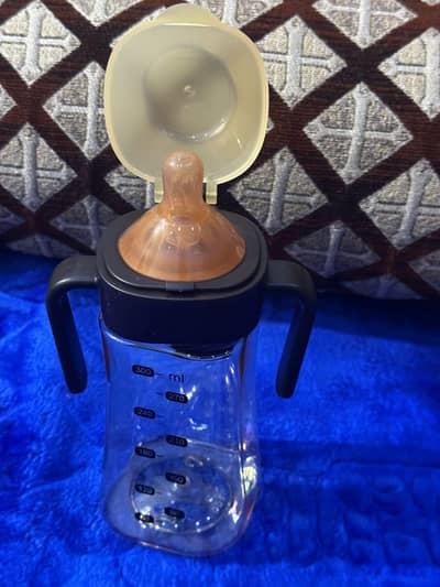 high quality plastic Baby Feeder Bpa free WhatsApp 03034874626