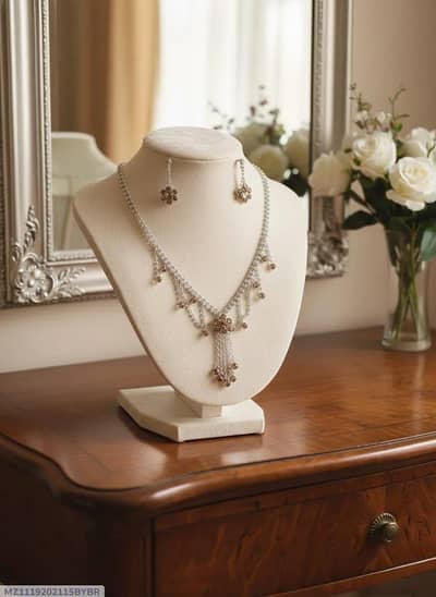 The Sultana Royale Silver Plated Crystal Necklace set