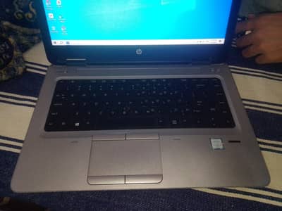 Hp laptop core i5 6th grn
