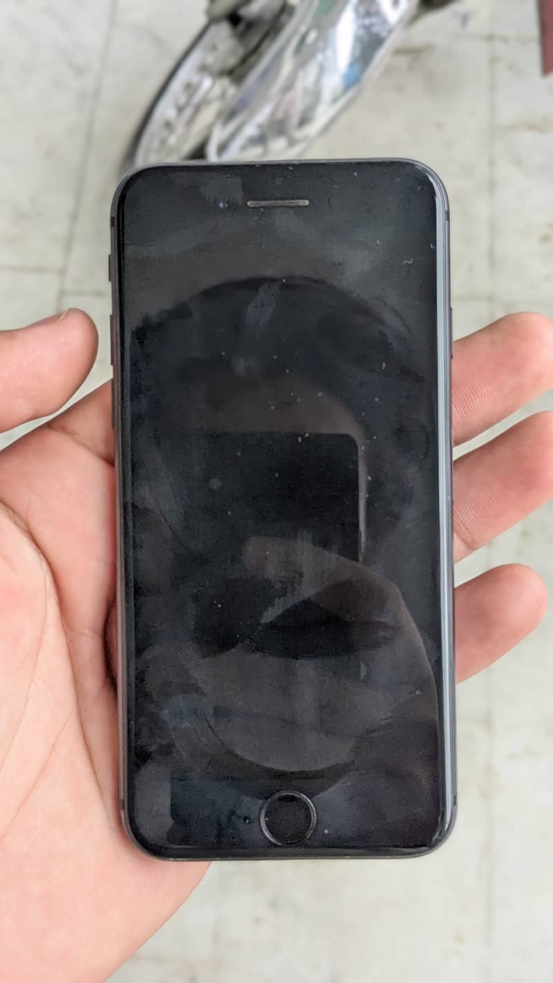 Iphone 8 10/10 3