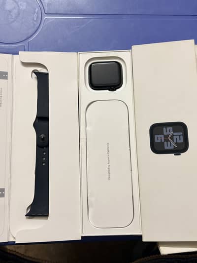 Apple Watch SE 2 black 44mm bh100% warranty