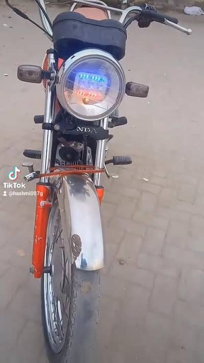 honda 100 hy full janwan hy