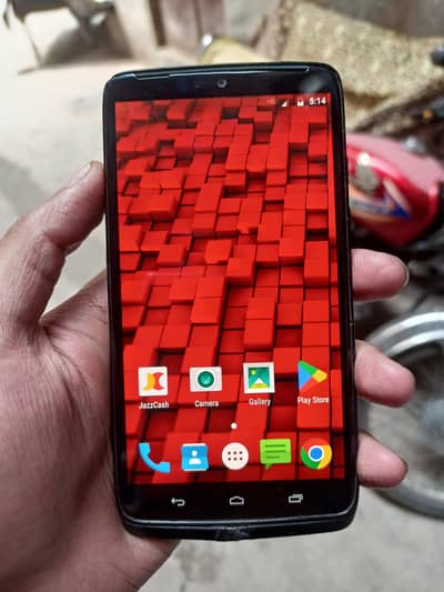 Motorola Droid Turbo