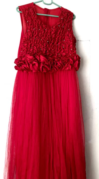 beautiful red party wear