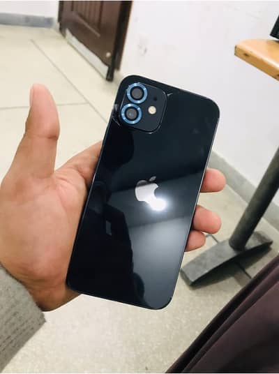 Apple iPhone 12