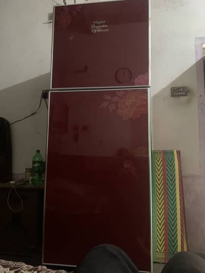 Hair fridge full size new condition urgent sale