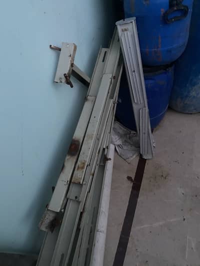 L2 Stand for solar panel