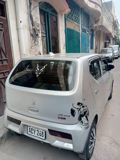 Reliable Pick & Drop Service in Lahore – School & Office Transport