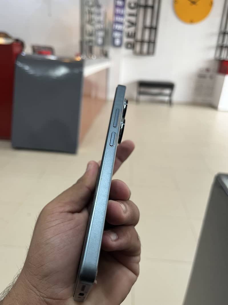 Redmi Note 13 Pro 4