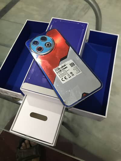 Tecno spark 30 pro full box 8gb ram 128gb