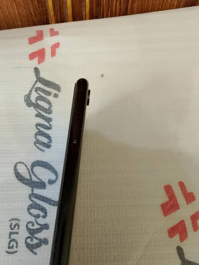 iPhone XR sealed and original mobile