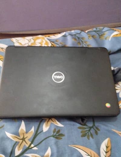 dell 3100 chrome book touchscreen 4/32 with charger