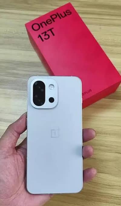 OnePlus 13T 16/512 (New with original Box)