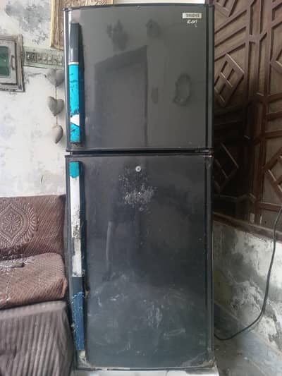 orient medium size fridge working condition