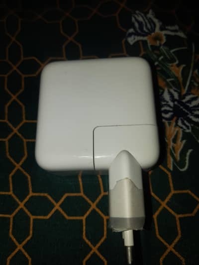 IPHONE 17 PRO MAX ADAPTER