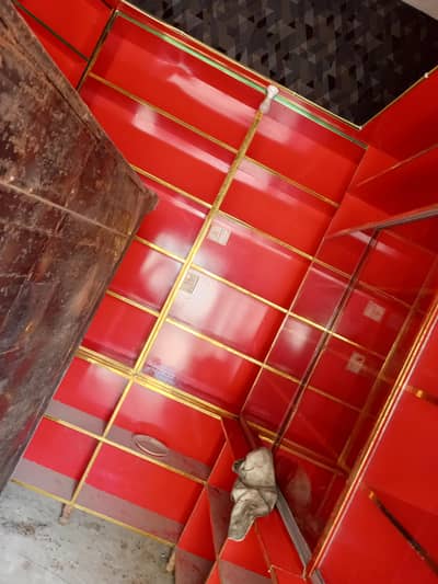 castmitc and jarnl stor almari