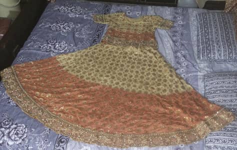 bridal lehnga available in all size