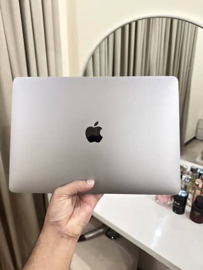 Macbook Air M1 2021