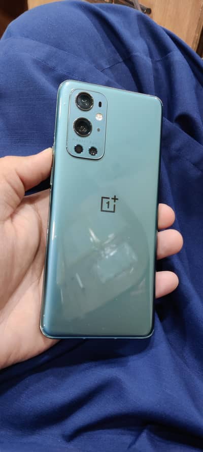 OnePlus 9 pro 5g 12/ 256