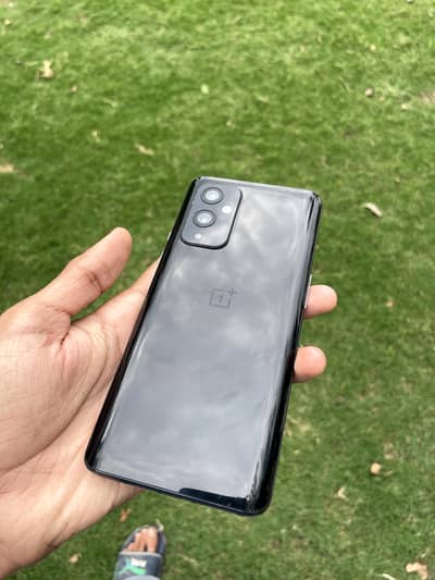 one plus 9 5g gaming device