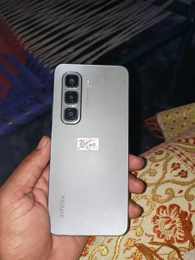 Infinix hot 50pro 8/128