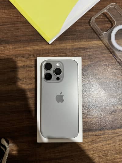Iphone 16 pro 256gb factory unlock