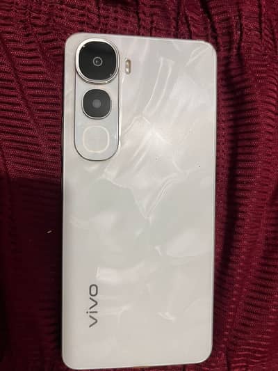 Vivo Y400