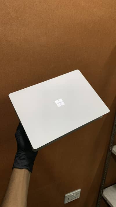 Microsoft Surface Laptop 2 | 13.5”