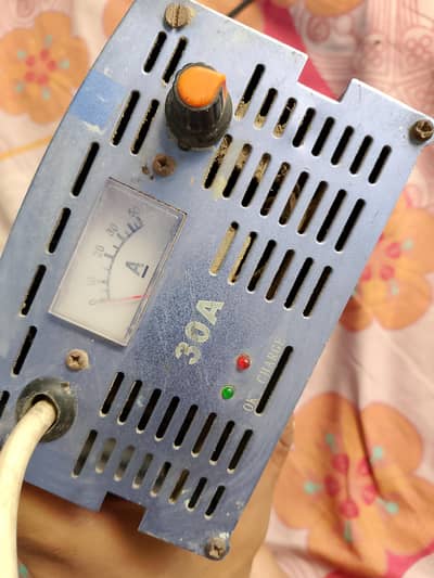 30A Heavy Duty Battery Charger for Car/UPS Batteries (12V)