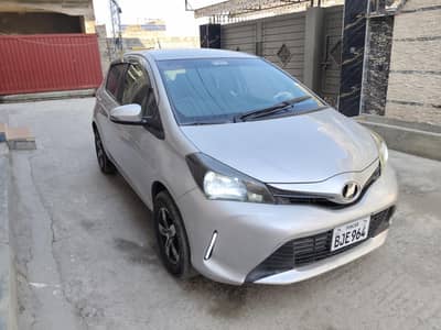 Toyota vitz 2014/17 urgent for sale