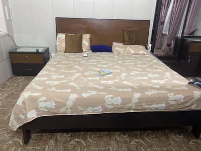Double bed with 2 side table  and dressing