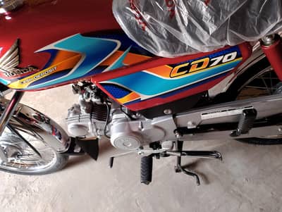 Honda 70 model 25 brand new 70 cc