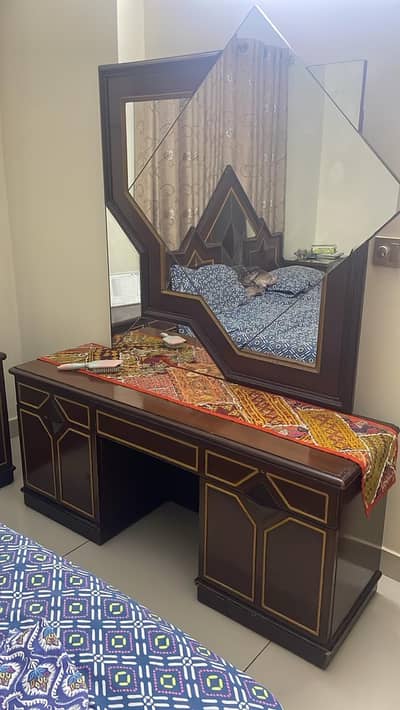 Bedroom set for sale