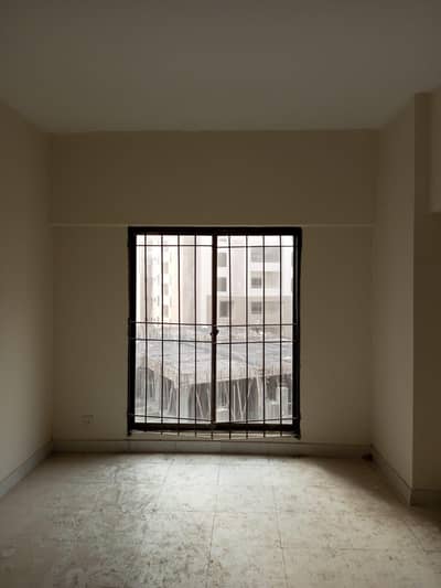 3 Bed DD Flat For Rent