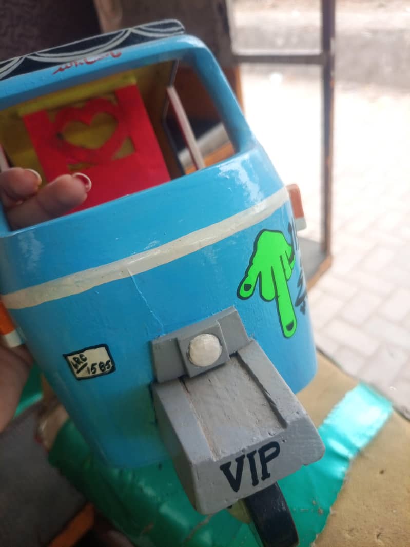 mini rickshaw 1