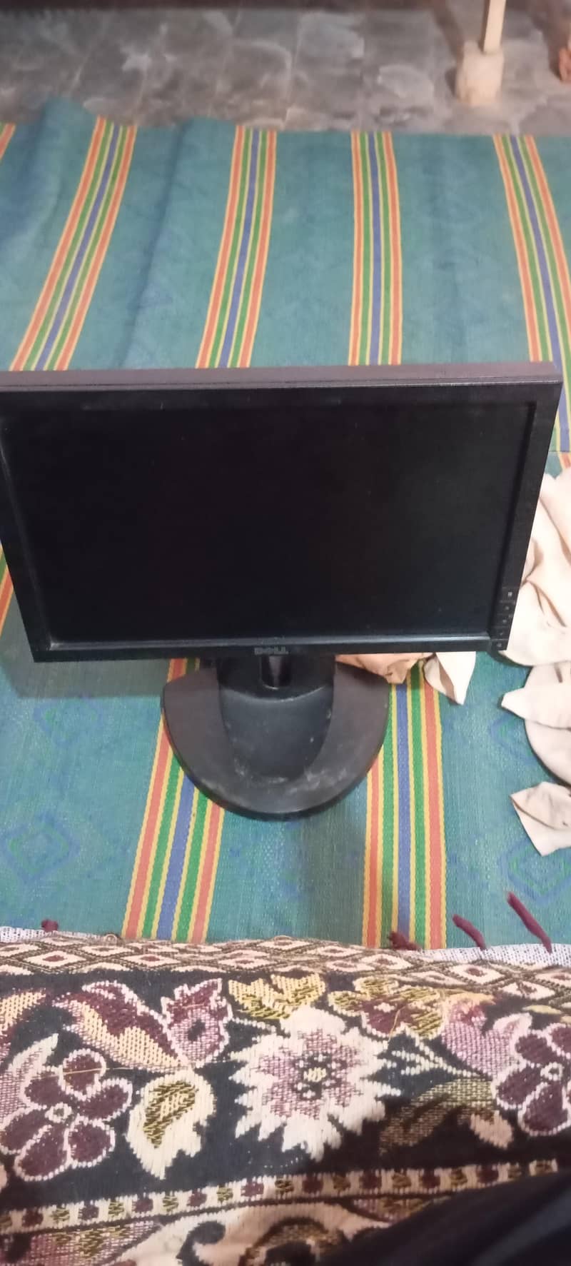 DeLL LCD 0