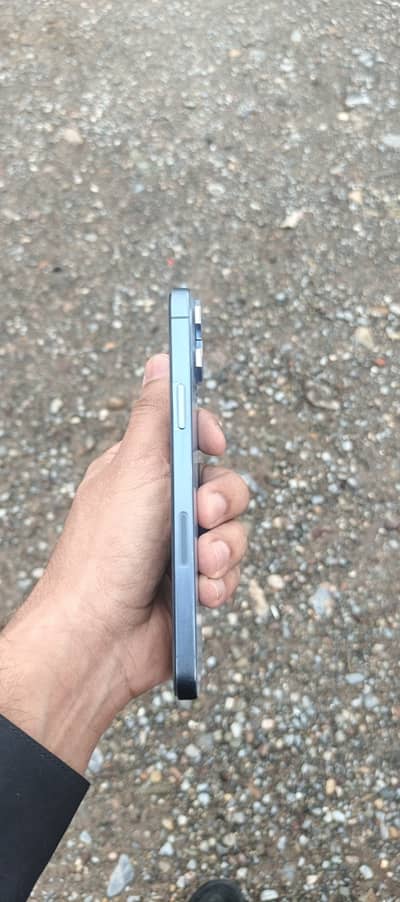 iPhone 13 Pro Max  100 battery health