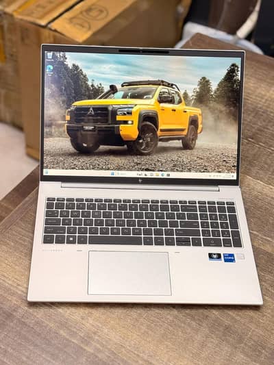 HP 15 Display Core i5 8th Generation (Ram 8GB + SSD 256GB) FHD Display