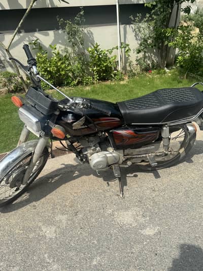 Honda 125 2022 (6.5/10 )