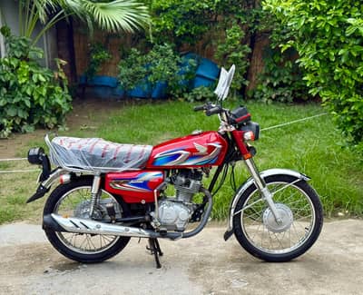 Honda 125 2022 model total original bike 10/10 best for 2023