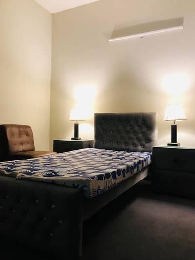 Single Room Paying Guest Accommodation Comfortable & Secure