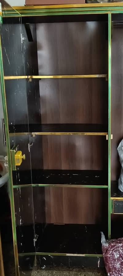 This new wardrobe with best condition