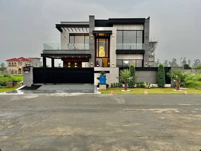 20 MARLA ELEGANT AND FULLY MAINTAINED SUPER HOT LOCATED BUNGALOW IS AVAILABLE IN THE BEST BLOCK OF DHA LAHORE.