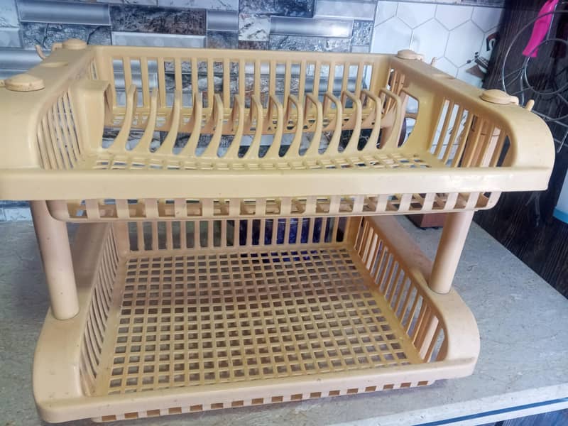 plastic plates rack 0