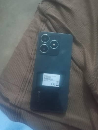 realme C61 6 128